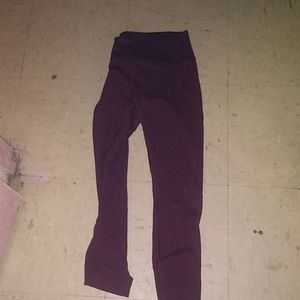 Maroon leggings
